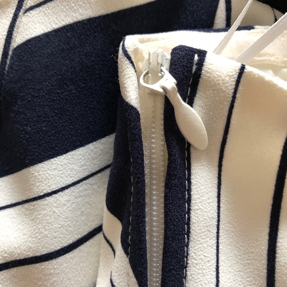 ✨NEW✨ H&M Navy Striped Strapless Jumpsuit - Picture 7 of 8